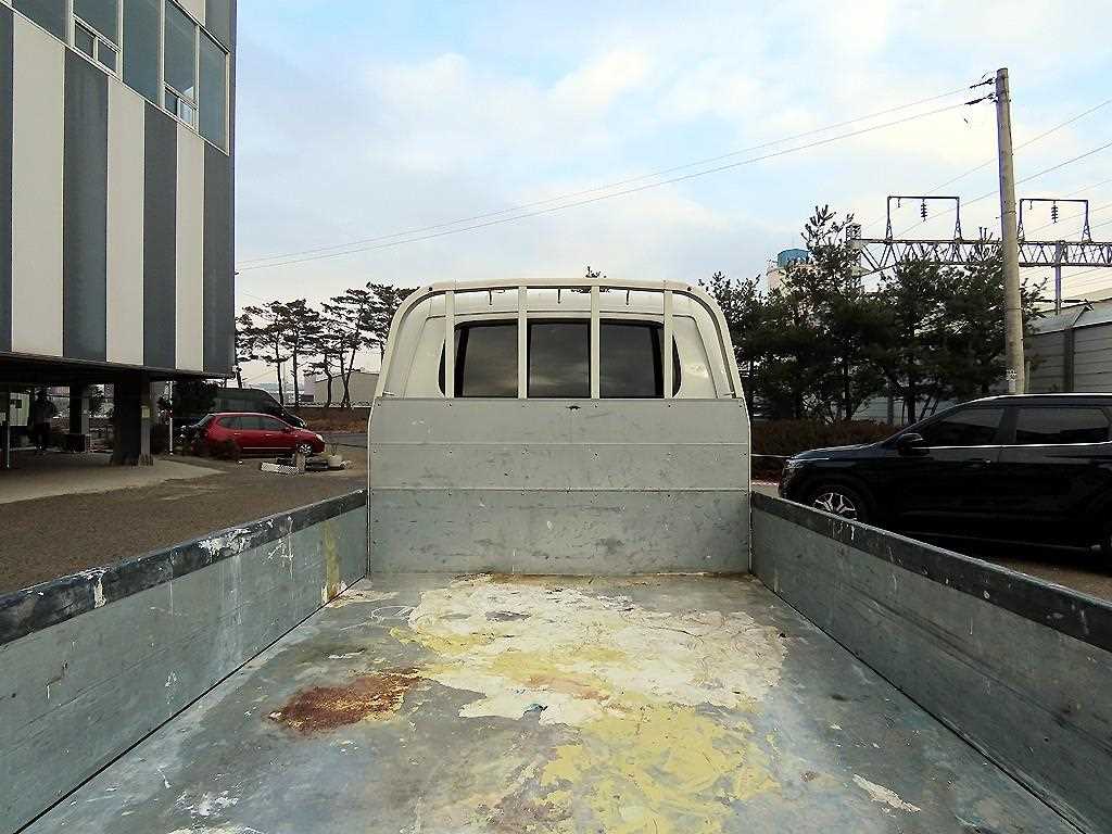 Small Truck Cargo (small) - Vista 5
