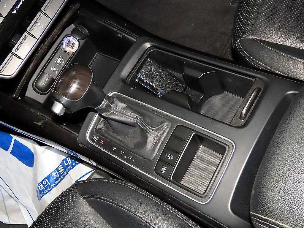 KIA Sorento - Vista 12