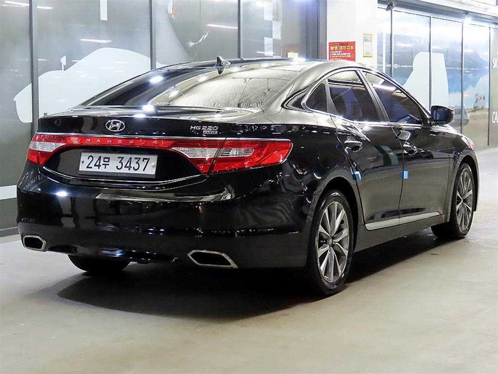 HYUNDAI Grandeur - Vista 4