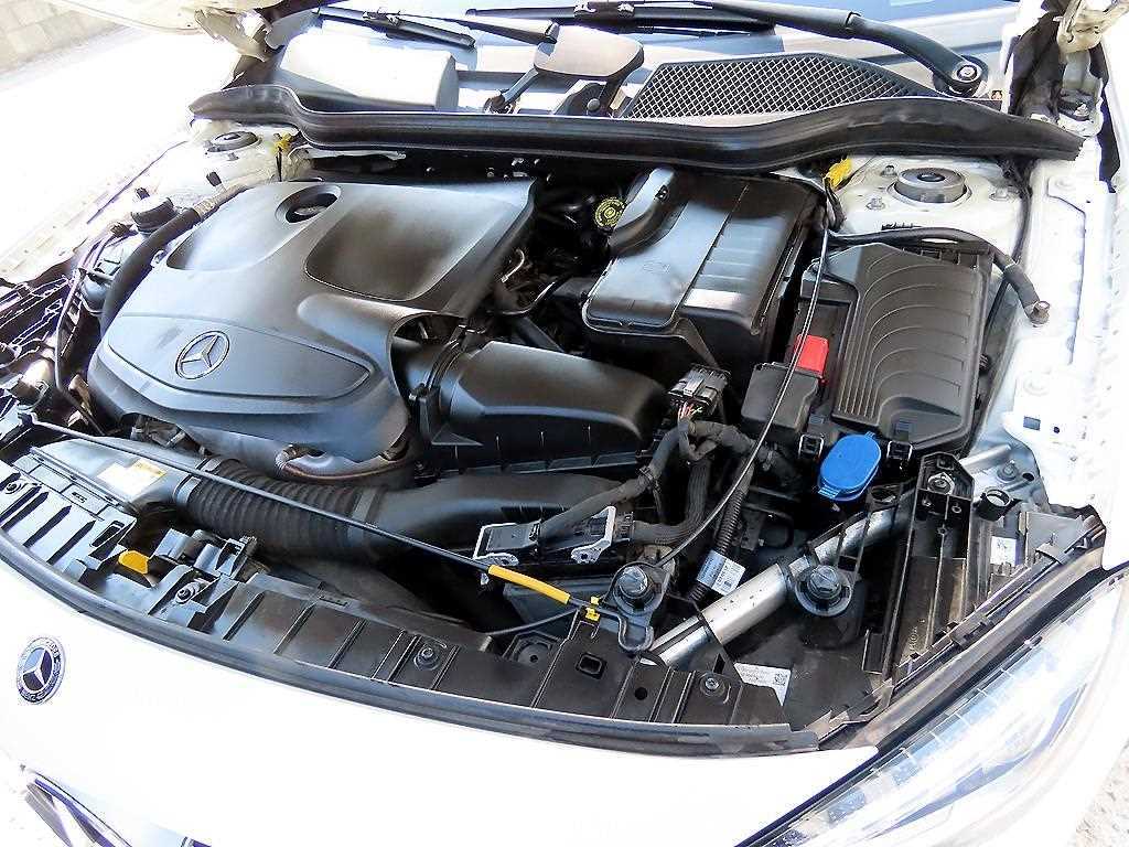 Mercedes Benz GLA Class 2018 Blanco - Importación desde Corea - HF Imports Iquique - Foto 19