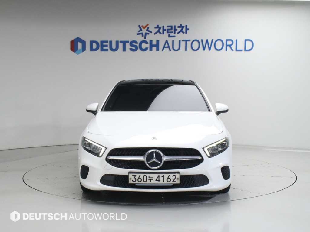Mercedes Benz A Class - Vista 3