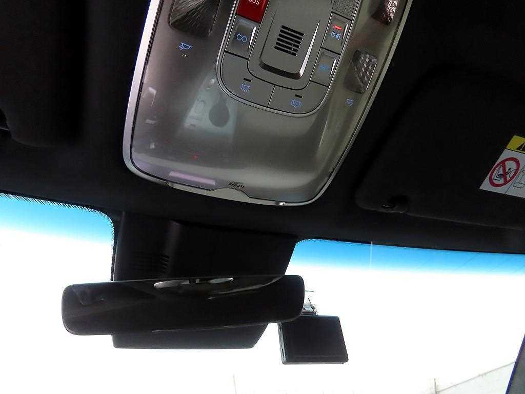 Genesis GV70 - Vista 12