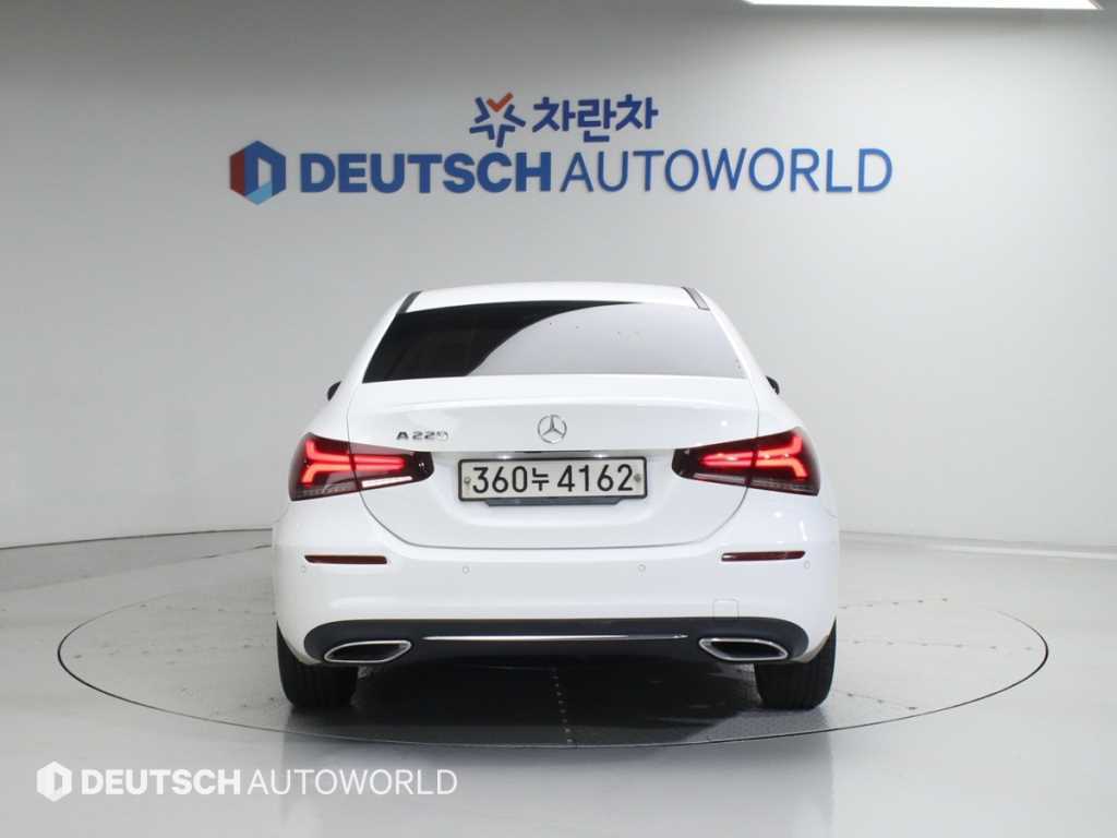 Mercedes Benz A Class - Vista 4