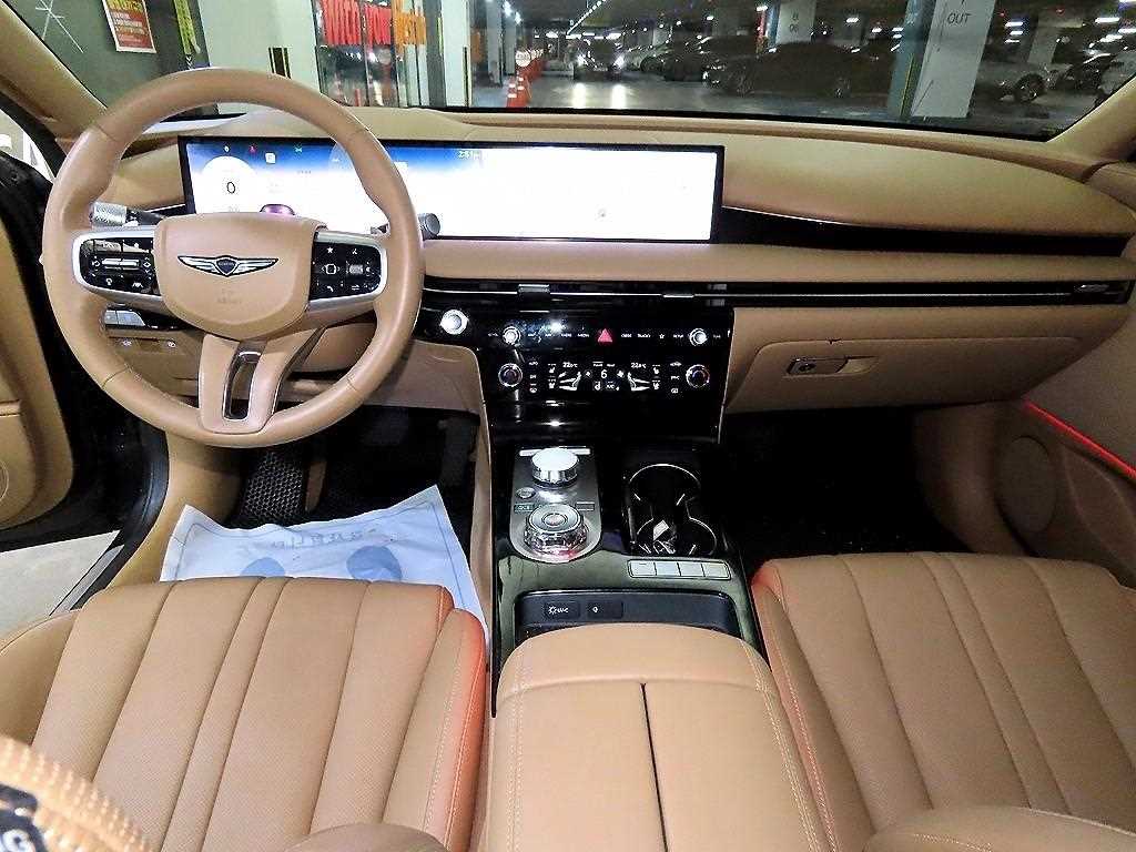 Genesis G80 - Vista 10