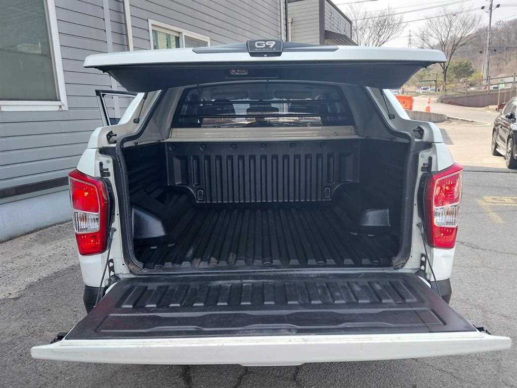 Ssangyong Rexton 2018 Blanco - Importación desde Corea - HF Imports Iquique - Foto 18