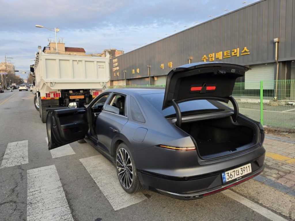 HYUNDAI Grandeur 2023 Gris - Importación desde Corea - HF Imports Iquique - Foto 13