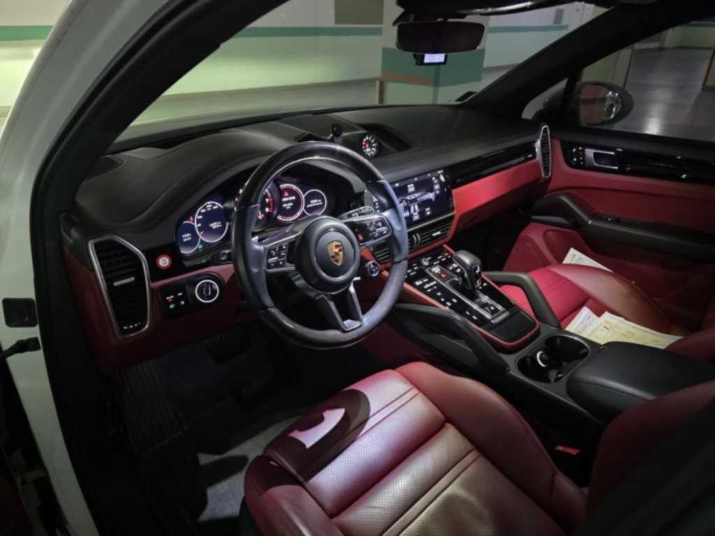 Porsche Cayenne - Vista 4