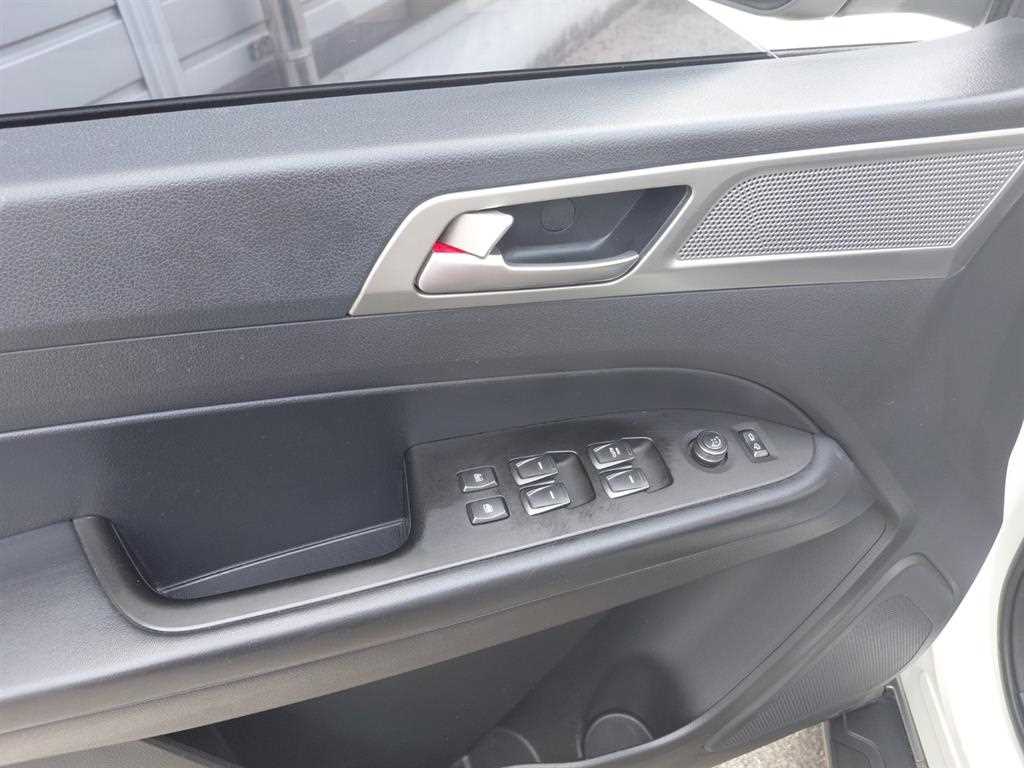 Ssangyong Rexton - Vista 11