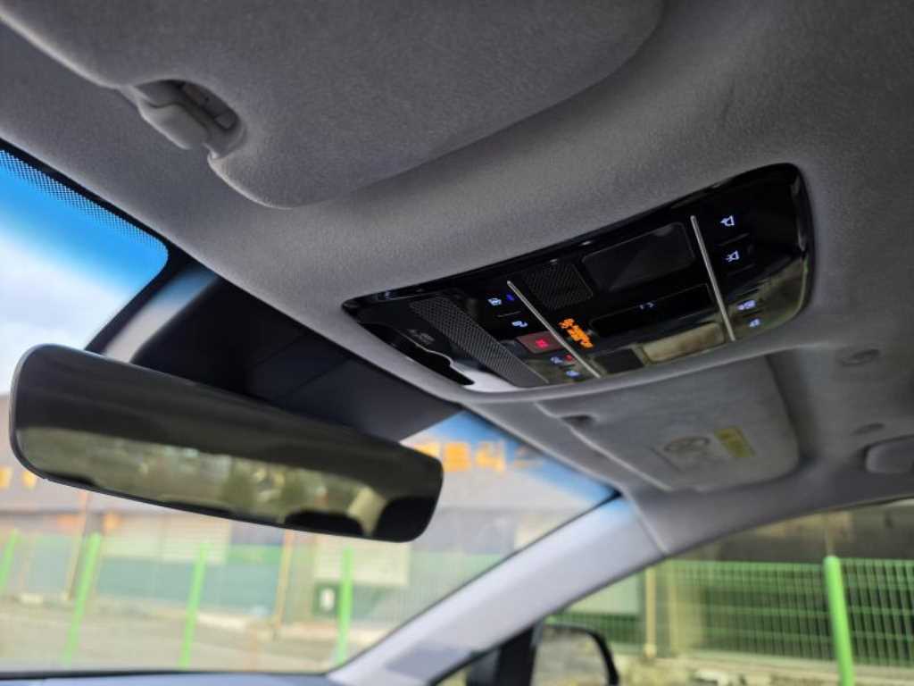 HYUNDAI Grandeur - Vista 8