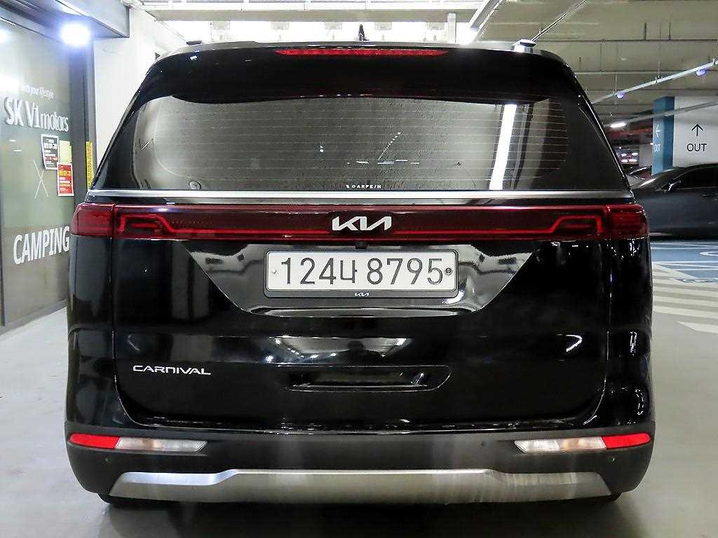 KIA Carnival - Vista 5