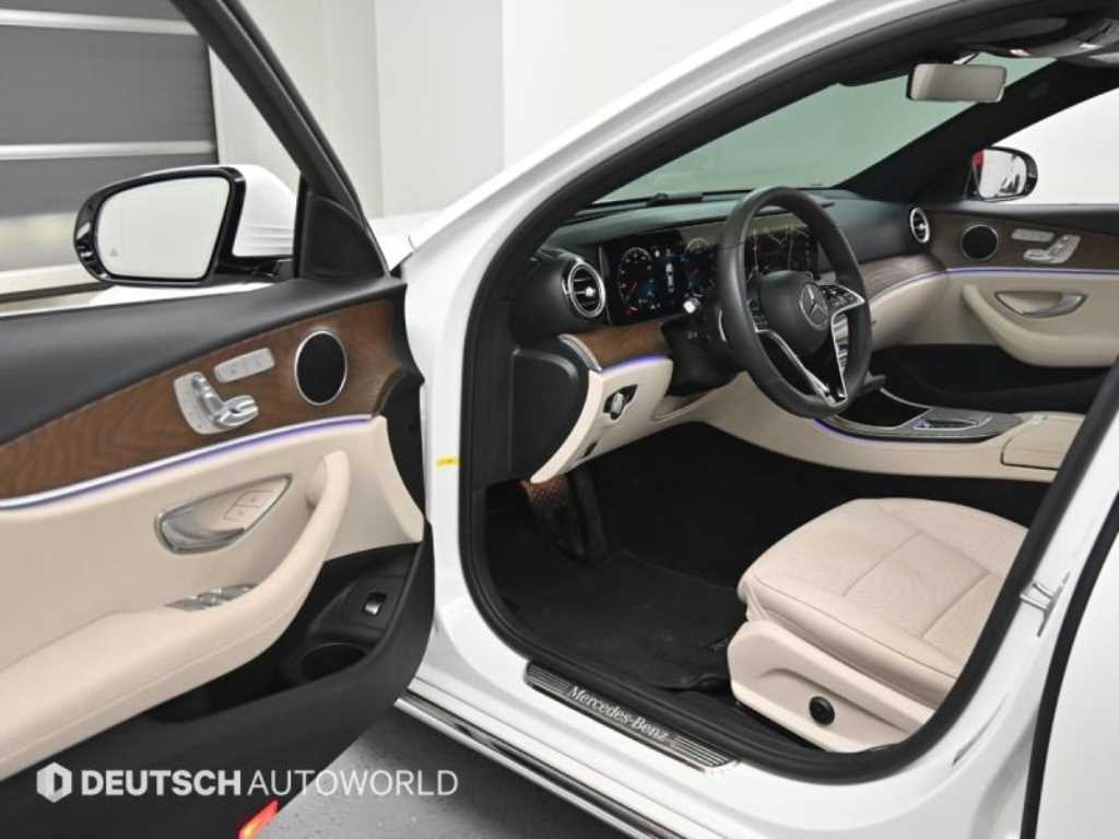 Mercedes Benz E class - Vista 11