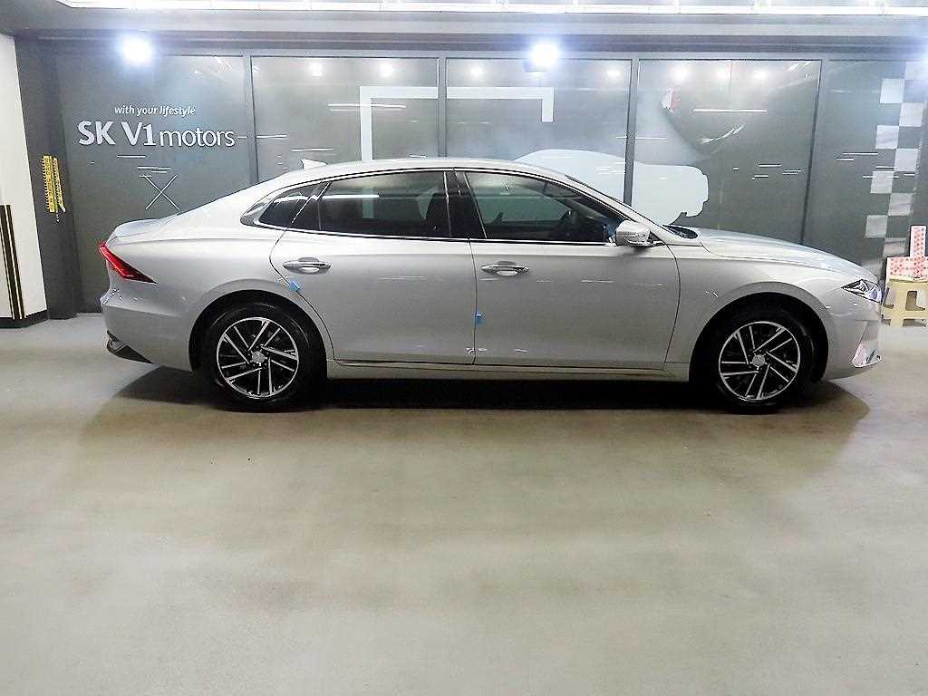 HYUNDAI Grandeur - Vista 3