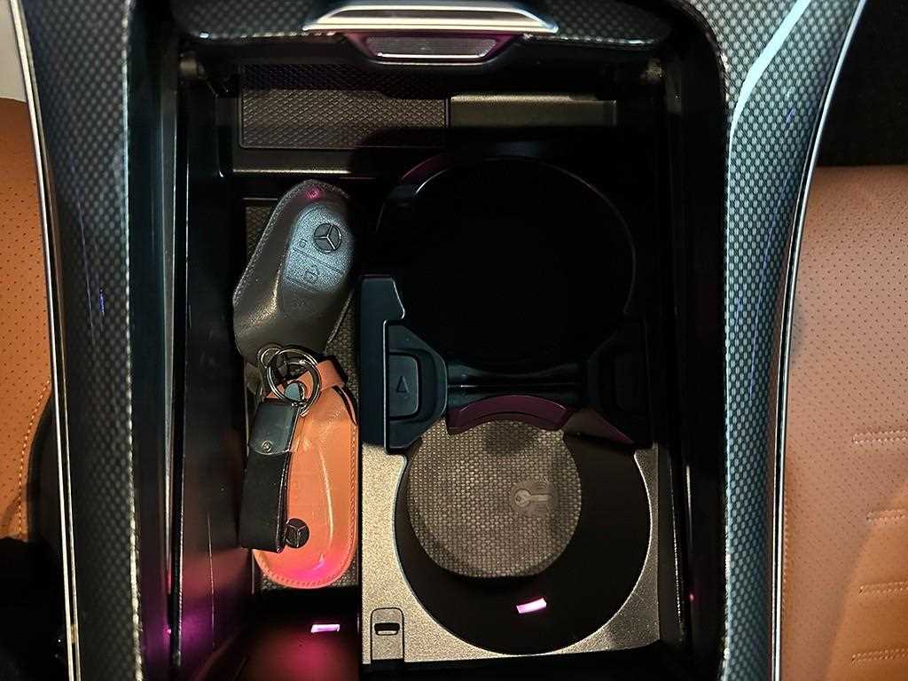 Mercedes Benz C Class - Vista 11