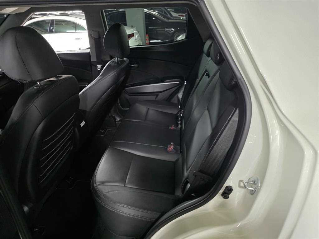 Ssangyong Tivoli 2025 Blanco - Importación desde Corea - HF Imports Iquique - Foto 16