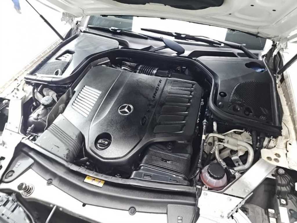 Mercedes Benz CLS Class 2019 Blanco - Importación desde Corea - HF Imports Iquique - Foto 19