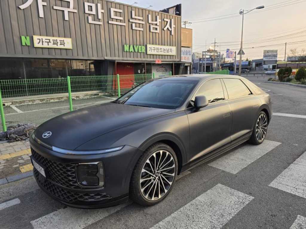 HYUNDAI Grandeur - Vista 2