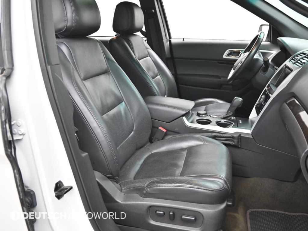 Ford Explorer - Vista 10