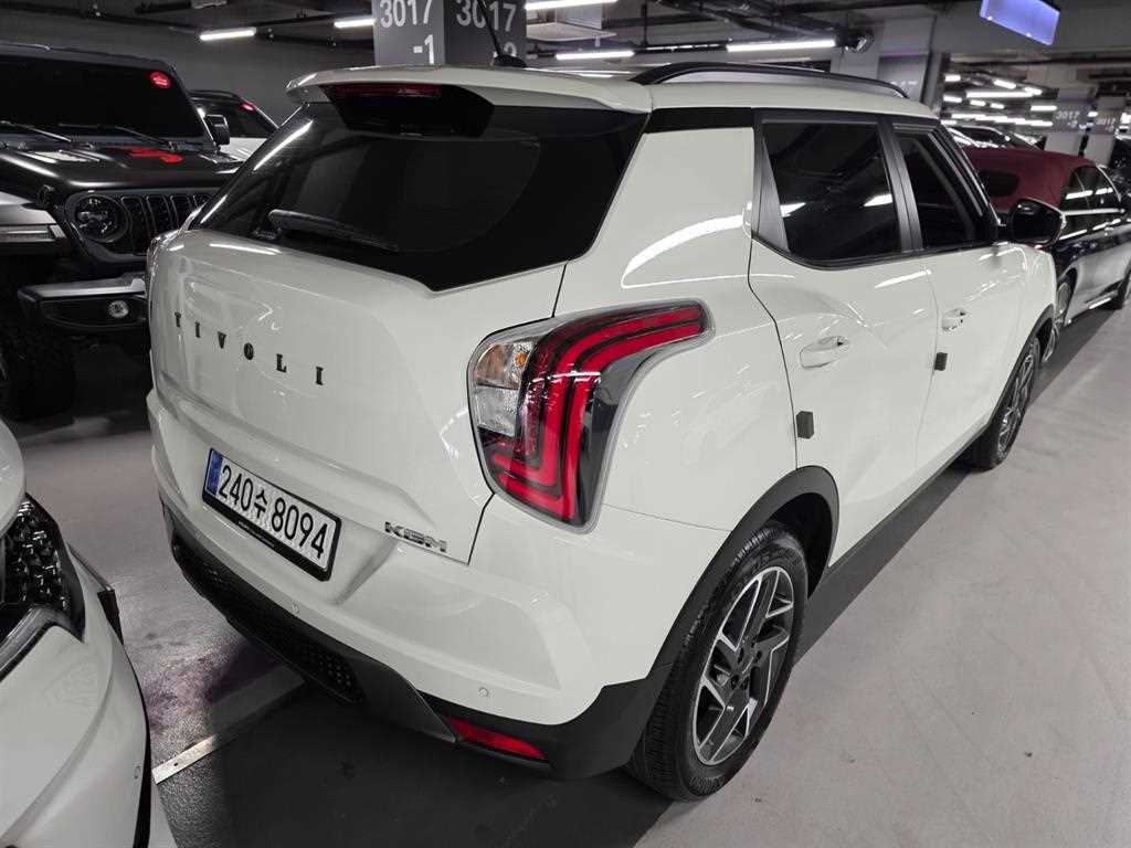 Ssangyong Tivoli - Vista 2