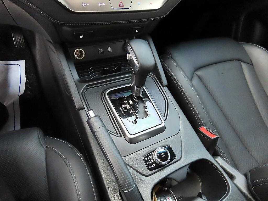 Ssangyong Rexton - Vista 10