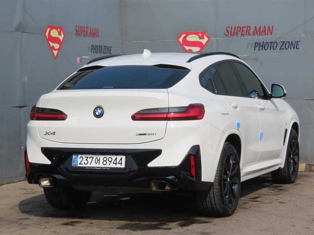 BMW X4 - Vista 3