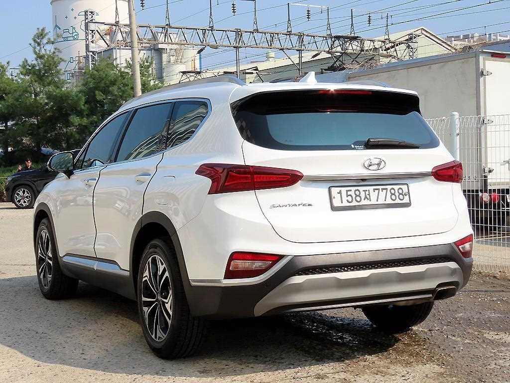 HYUNDAI Santa Fe - Vista 3