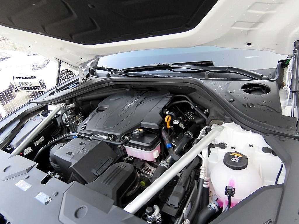 Genesis GV70 2025 Blanco - Importación desde Corea - HF Imports Iquique - Foto 19