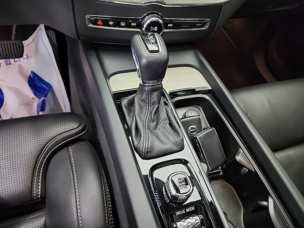 Volvo XC60 - Vista 8