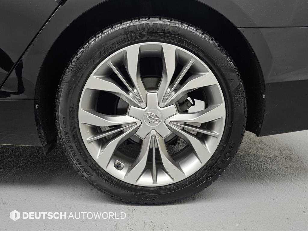 HYUNDAI Sonata - Vista 5