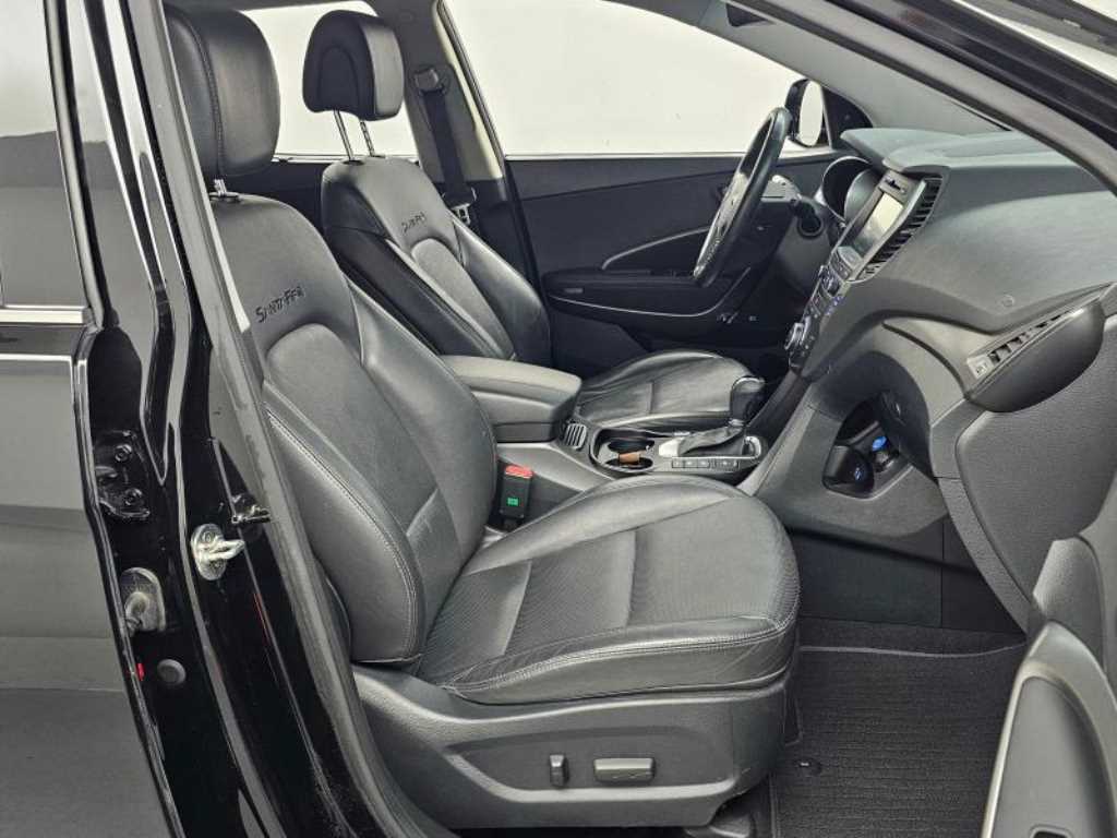 HYUNDAI Santa Fe - Vista 10