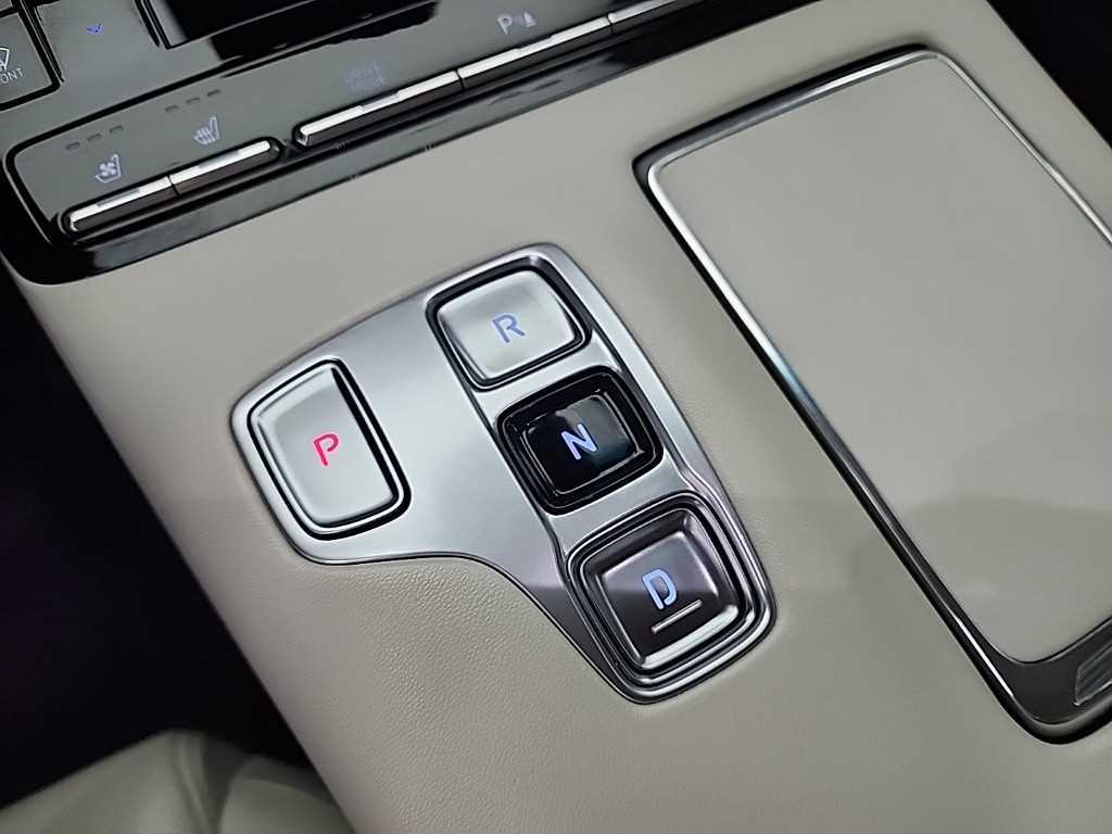 HYUNDAI Grandeur - Vista 8