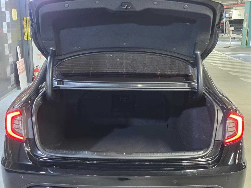 HYUNDAI Sonata - Vista 6