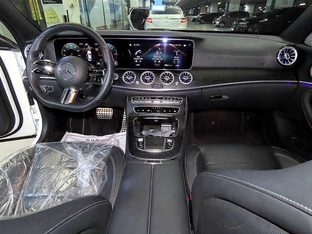 Mercedes Benz E class - Vista 10