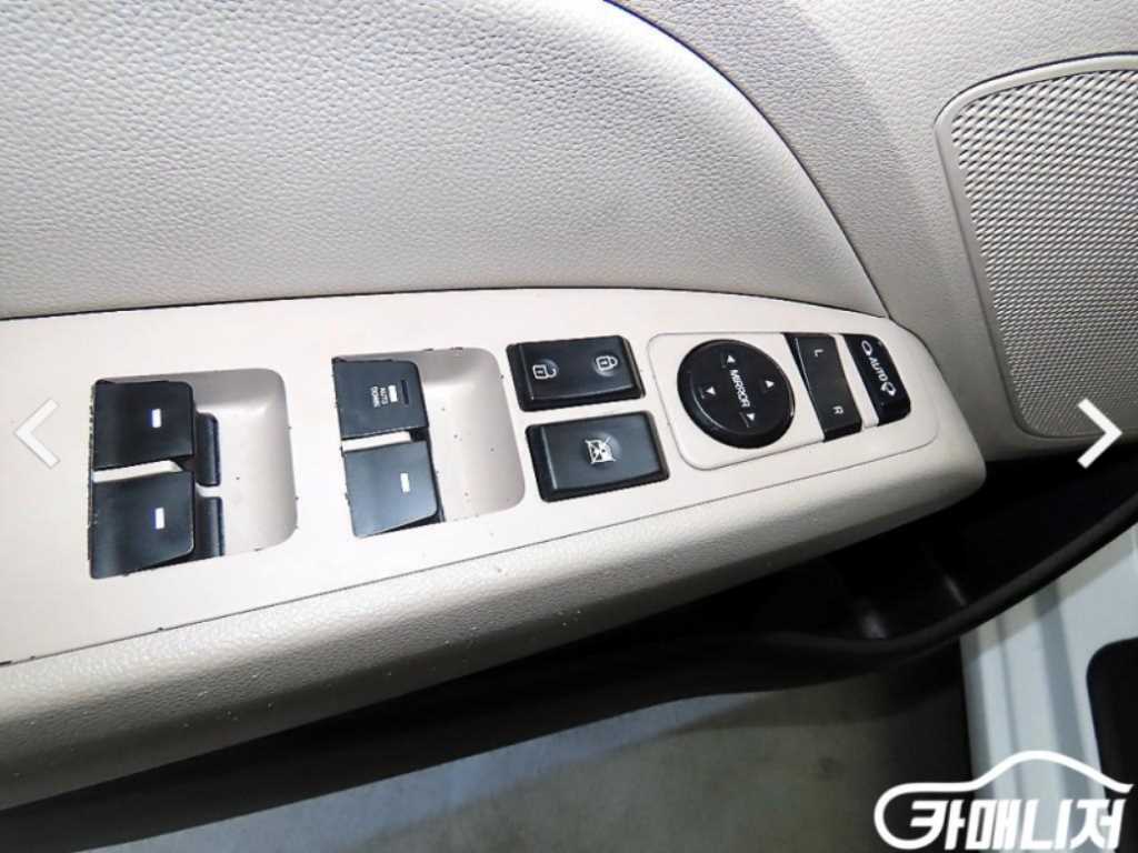 HYUNDAI Avante 2017 Blanco - Importación desde Corea - HF Imports Iquique - Foto 13