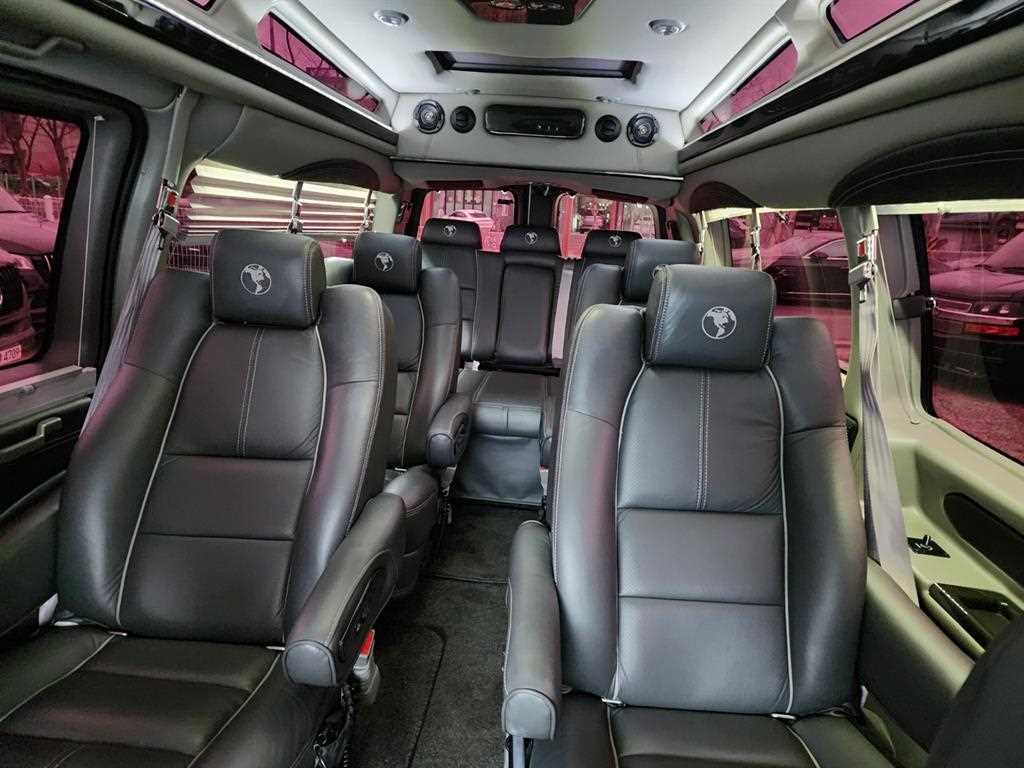 Chevrolet Express van - Vista 10