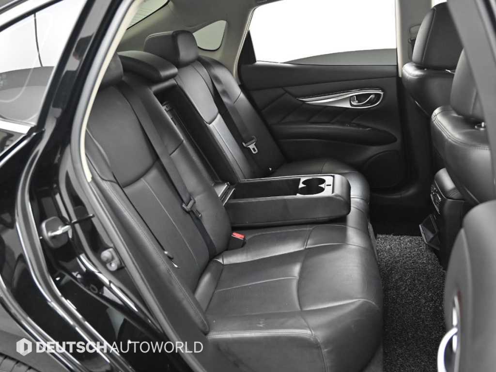 Infiniti Q - Vista 12