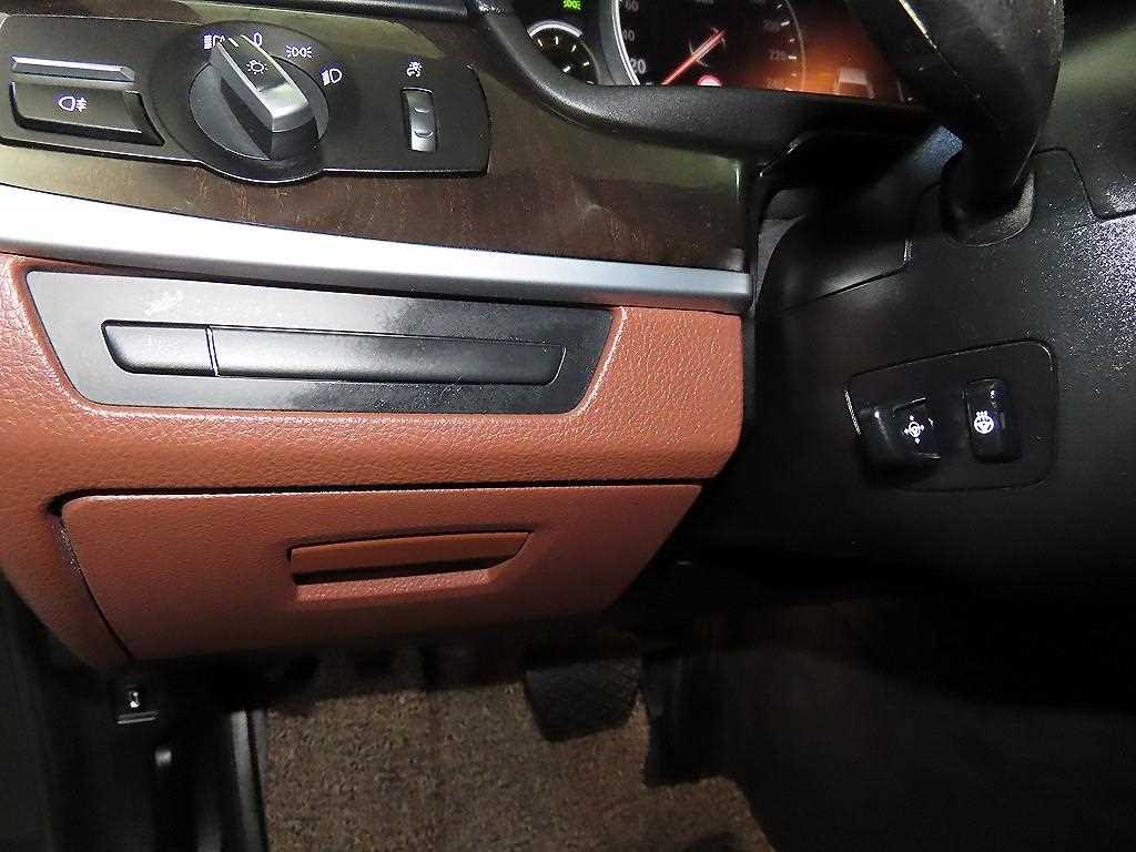 BMW 5 Series 2014 Negro - Importación desde Corea - HF Imports Iquique - Foto 14