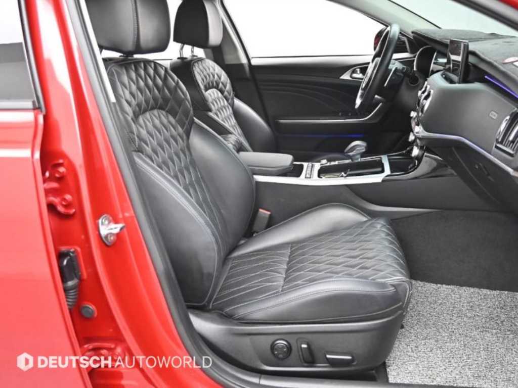 KIA Stinger - Vista 10