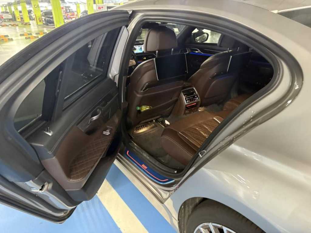 BMW 7 Series 2021 Gris - Importación desde Corea - HF Imports Iquique - Foto 16