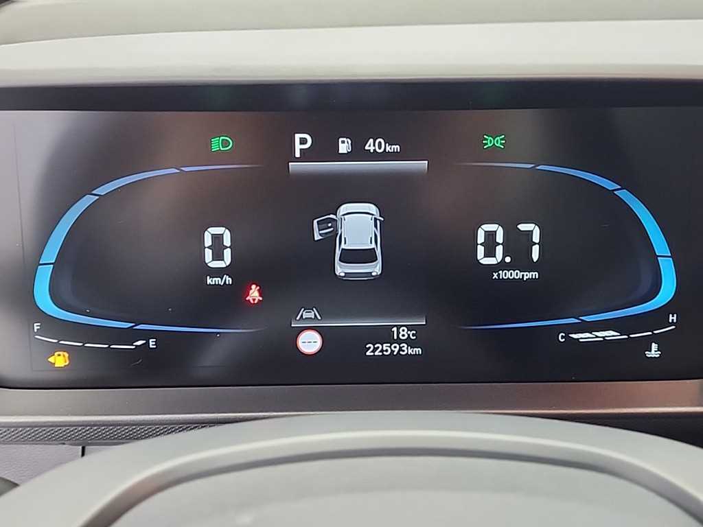 HYUNDAI Casper - Vista 7