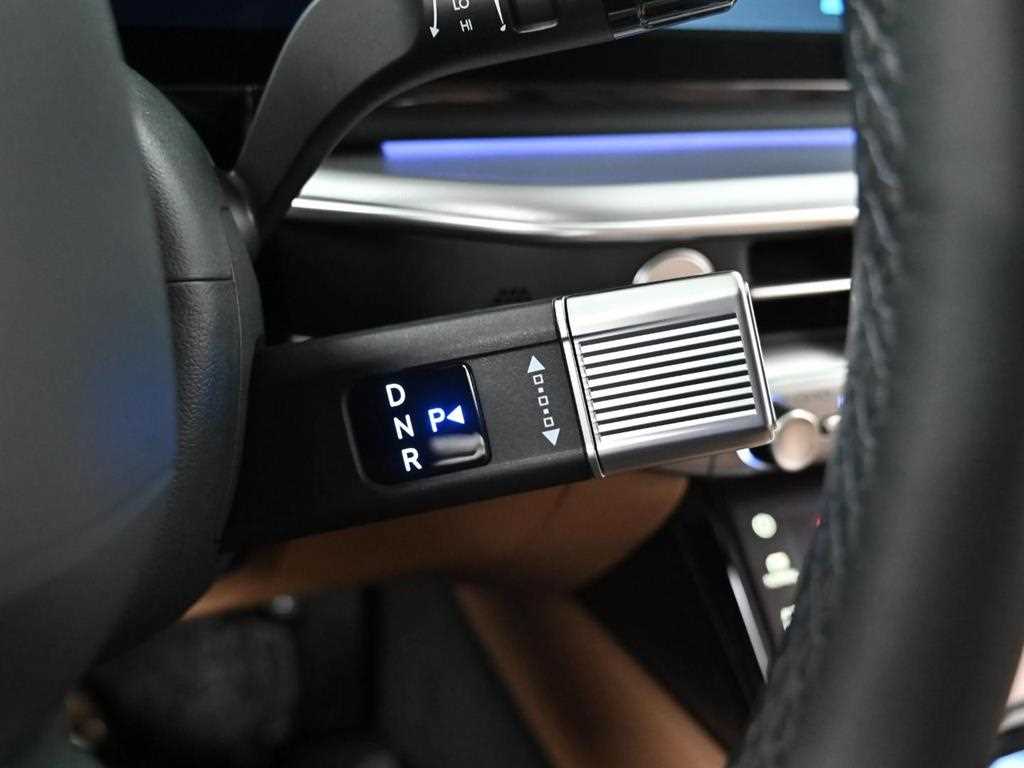 HYUNDAI Grandeur - Vista 9