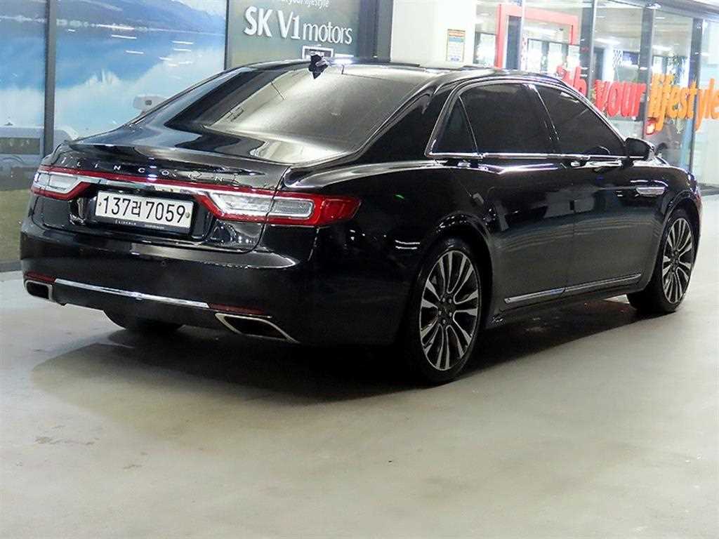 Lincoln Continental - Vista 4