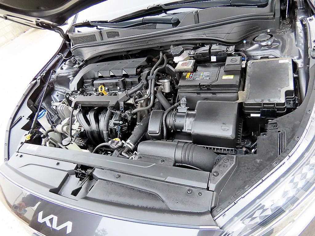 KIA K3 2022 Gris - Importación desde Corea - HF Imports Iquique - Foto 17