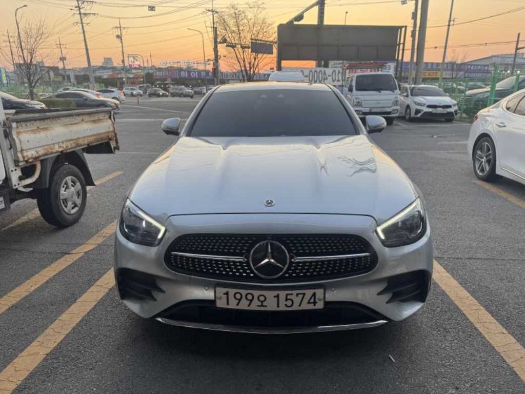 Mercedes Benz E class 2022 Gris - Importación desde Corea - HF Imports Iquique - Foto 1