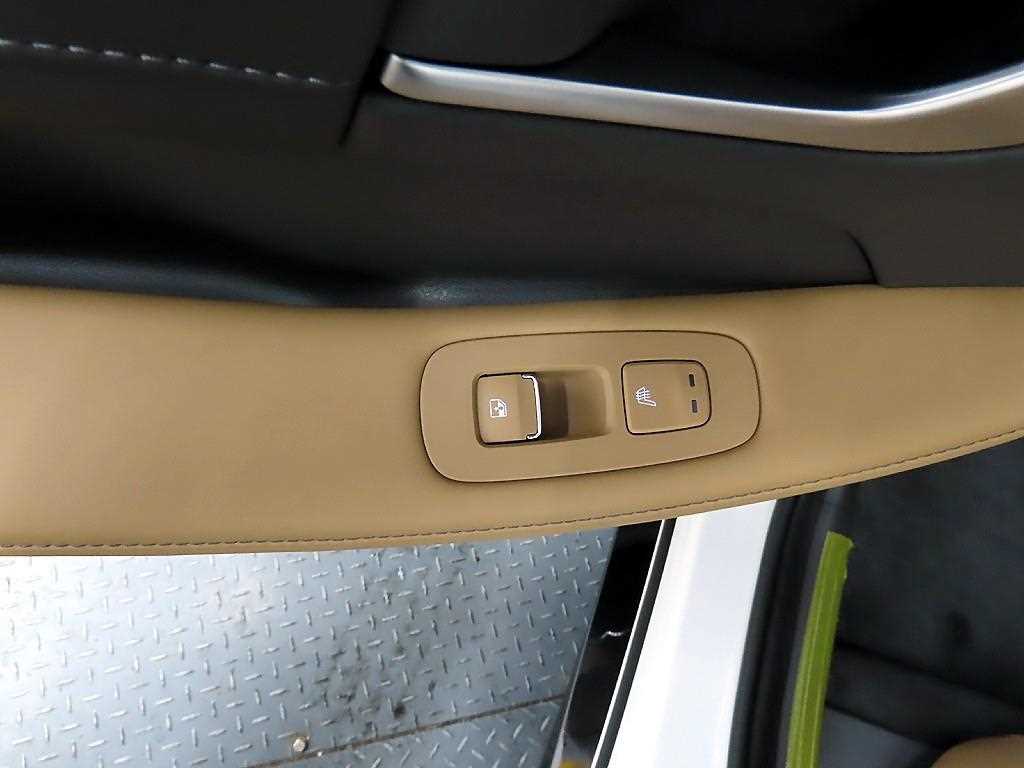 HYUNDAI Sonata - Vista 12