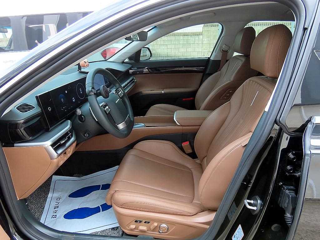 HYUNDAI Grandeur - Vista 5