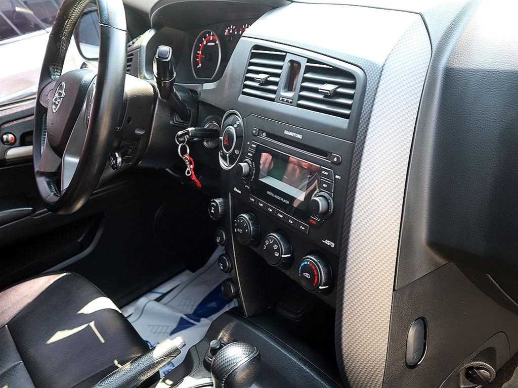 Ssangyong Korando - Vista 11