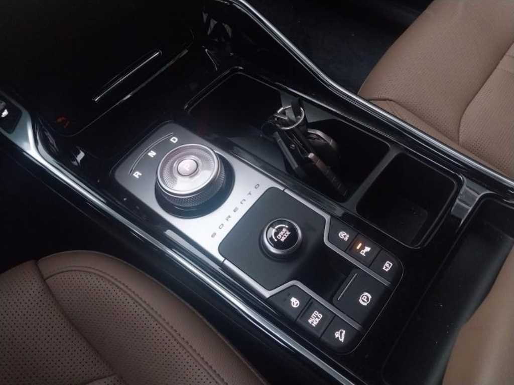 KIA Sorento - Vista 11