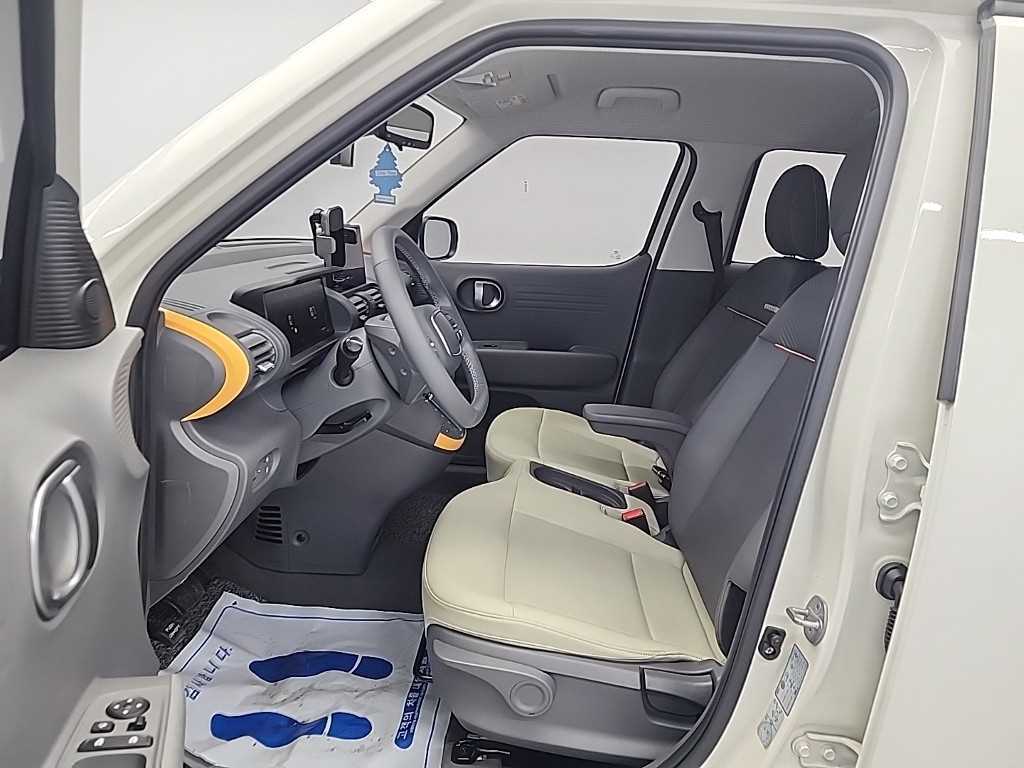 HYUNDAI Casper - Vista 11