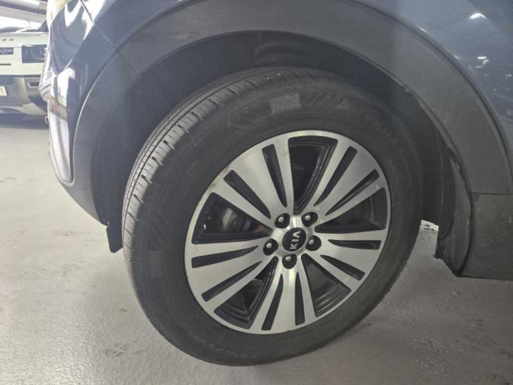 KIA Sportage - Vista 12