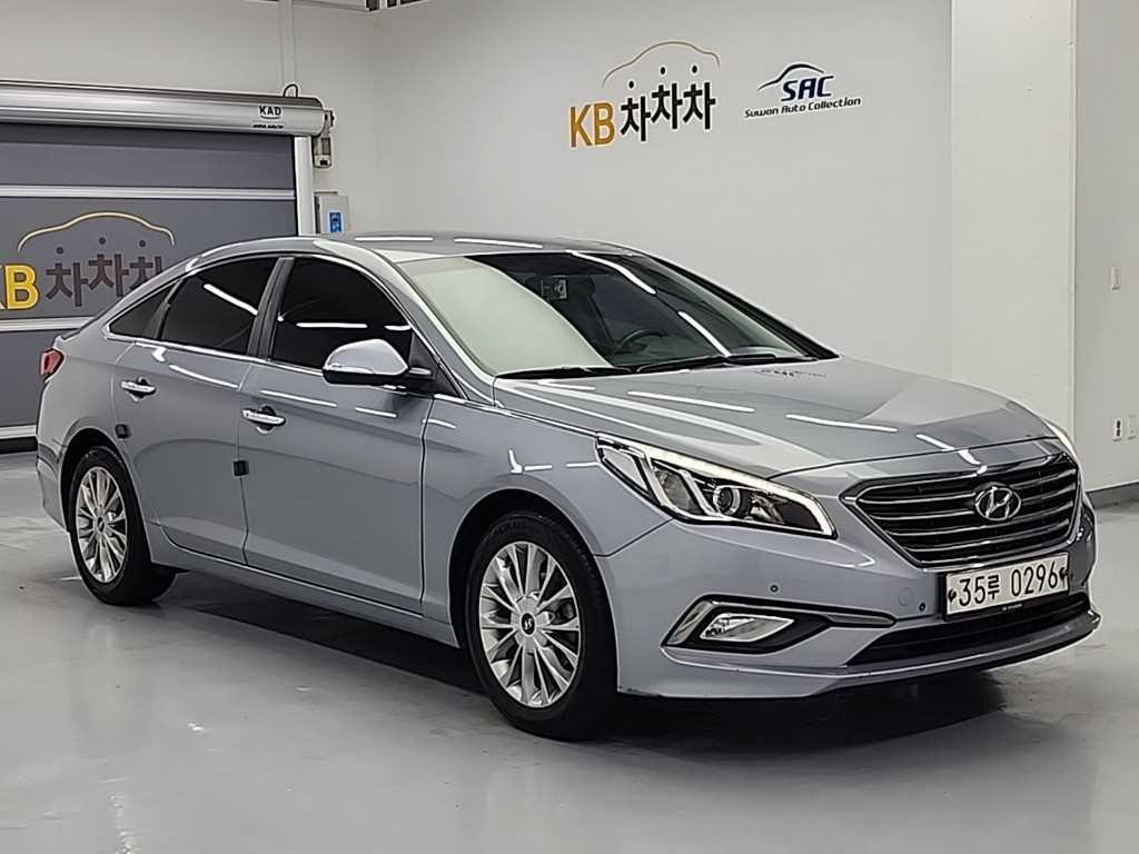 HYUNDAI Sonata - Vista 4